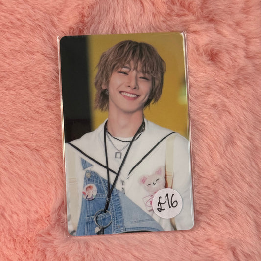 I.N Toy World Phone call event Photocard