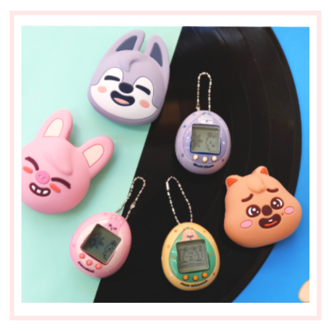 [PRE-ORDER] SKZOO TAMAGOTCHI & CASE SET