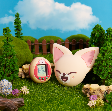 [PRE-ORDER] SKZOO TAMAGOTCHI & CASE SET