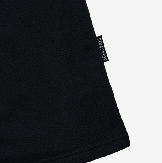 [PRE-ORDER] Stray Kids - SHORTS - World Tour <RUN IT JAPAN> Online Official MD