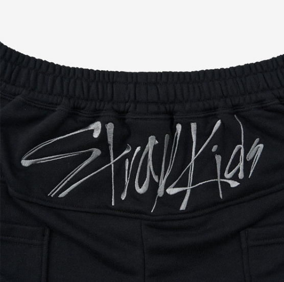 [PRE-ORDER] Stray Kids - SHORTS - World Tour <RUN IT JAPAN> Online Official MD