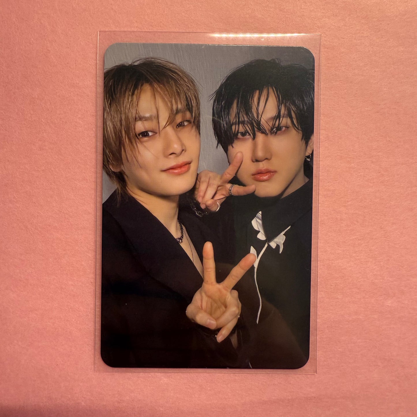 I.N and Changbin ATE Unit Photocard