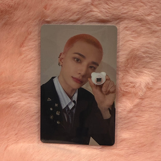 Hyunjin Tamagotchi POB Photocard