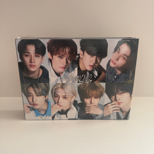 Stray Kids - Social Path (feat. LiSA) / Super Bowl Japanese Album [LIMITED PACKAGE included] (Second-hand)