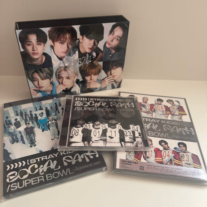 Stray Kids - Social Path (feat. LiSA) / Super Bowl Japanese Album [LIMITED PACKAGE included] (Second-hand)